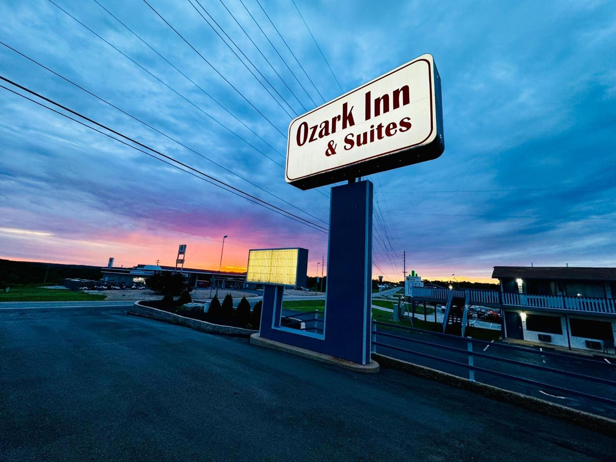 Ozark Inn And Suites Osage Beach Exterior photo