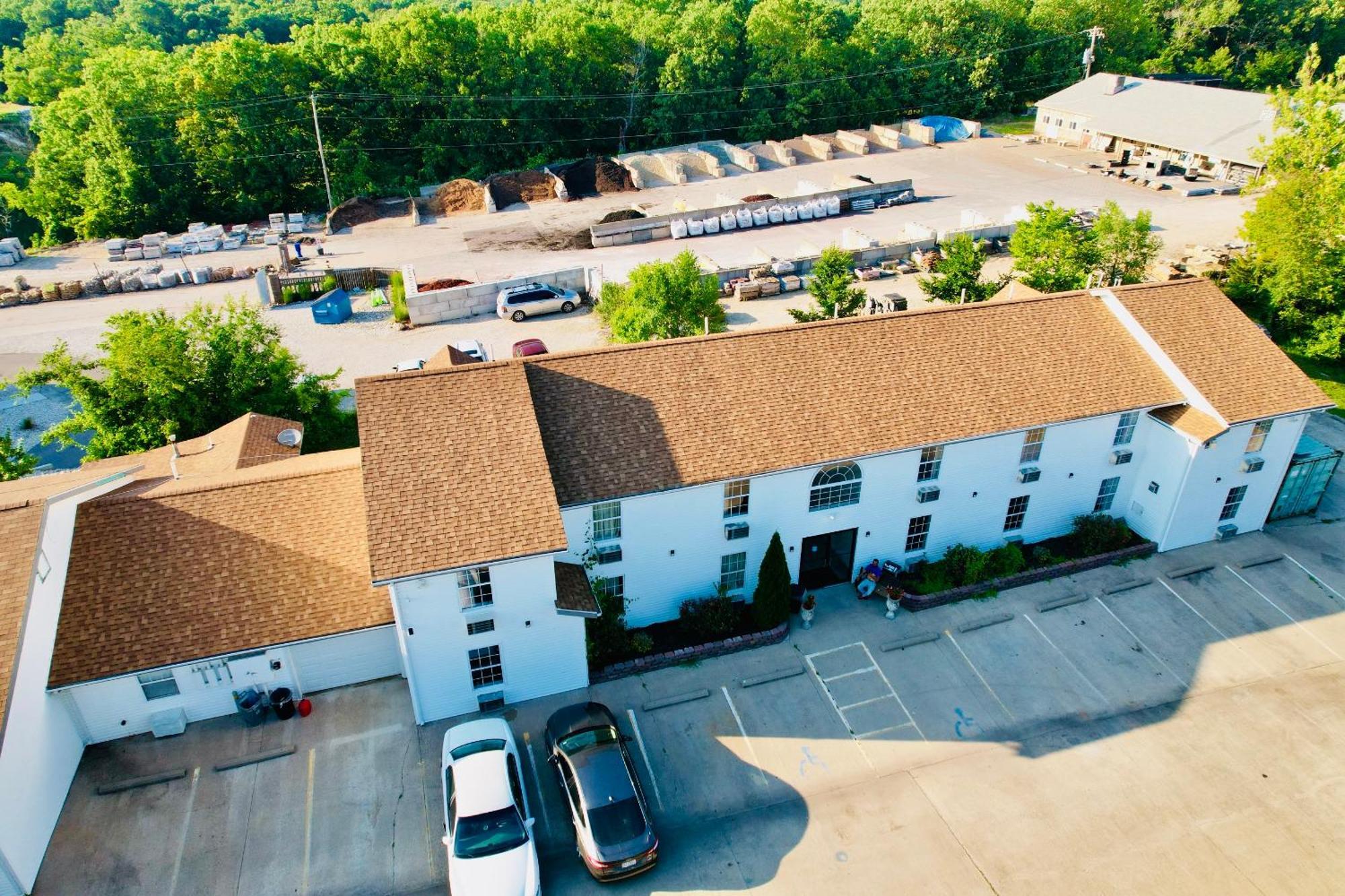 Ozark Inn And Suites Osage Beach Exterior photo